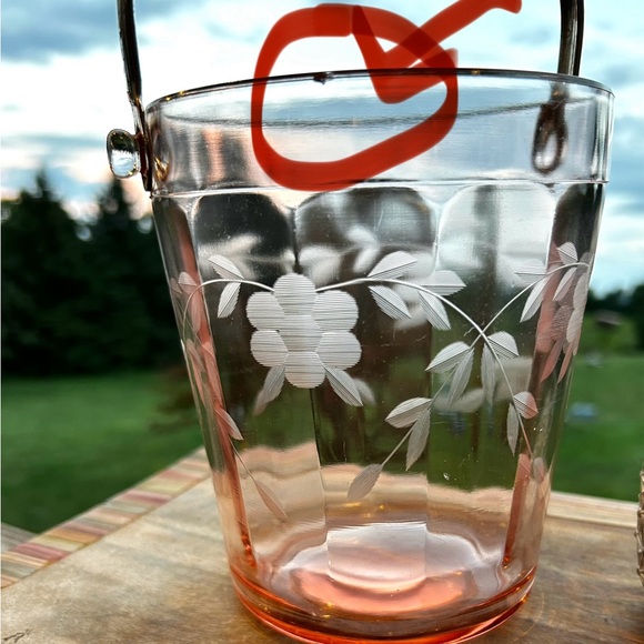 Vintage Set up PINK DEPRESSION GLASS ICE BUCKET 2 coupe glasses/shot glass - Picture 9 of 15